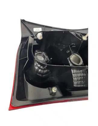 LANTERNA FUMÊ ESQUERDA ETIOS HATCH 2019/2021