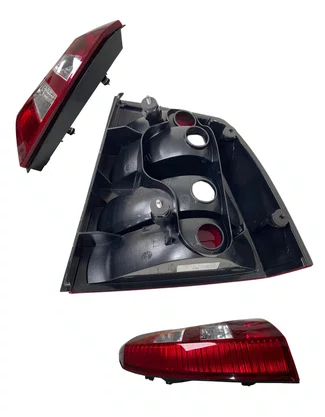 LANTERNA TRASEIRA ASTRA SEDAN 2003/2011